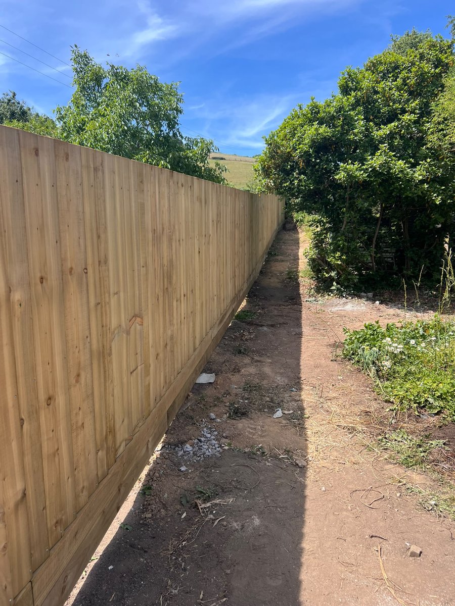 Fencing by PC Landscaping in South Devon: project photo 1